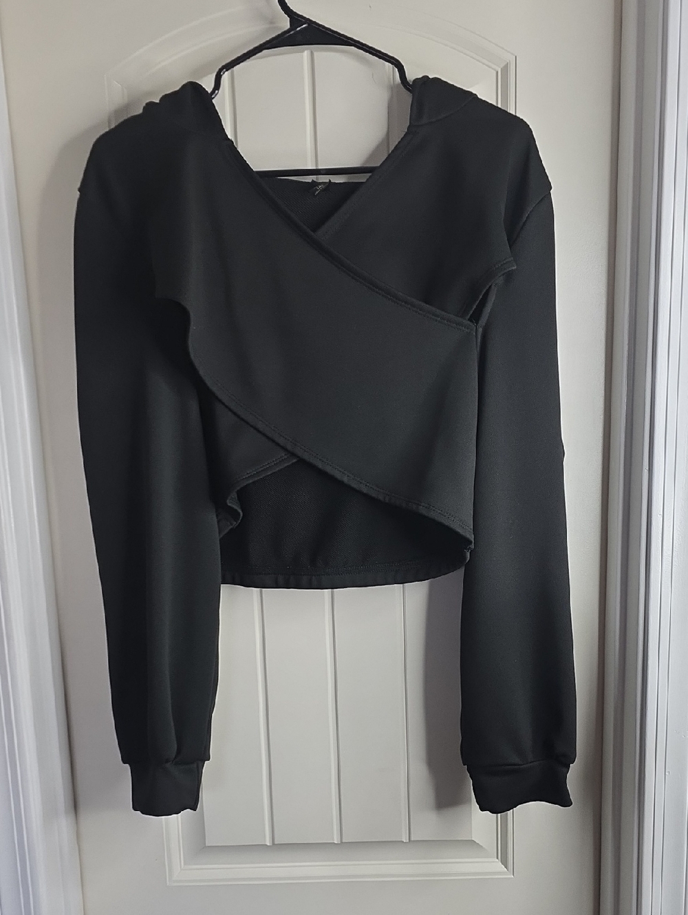 SHEIN Black Asymmetrical Wrap Cropped Hoodie